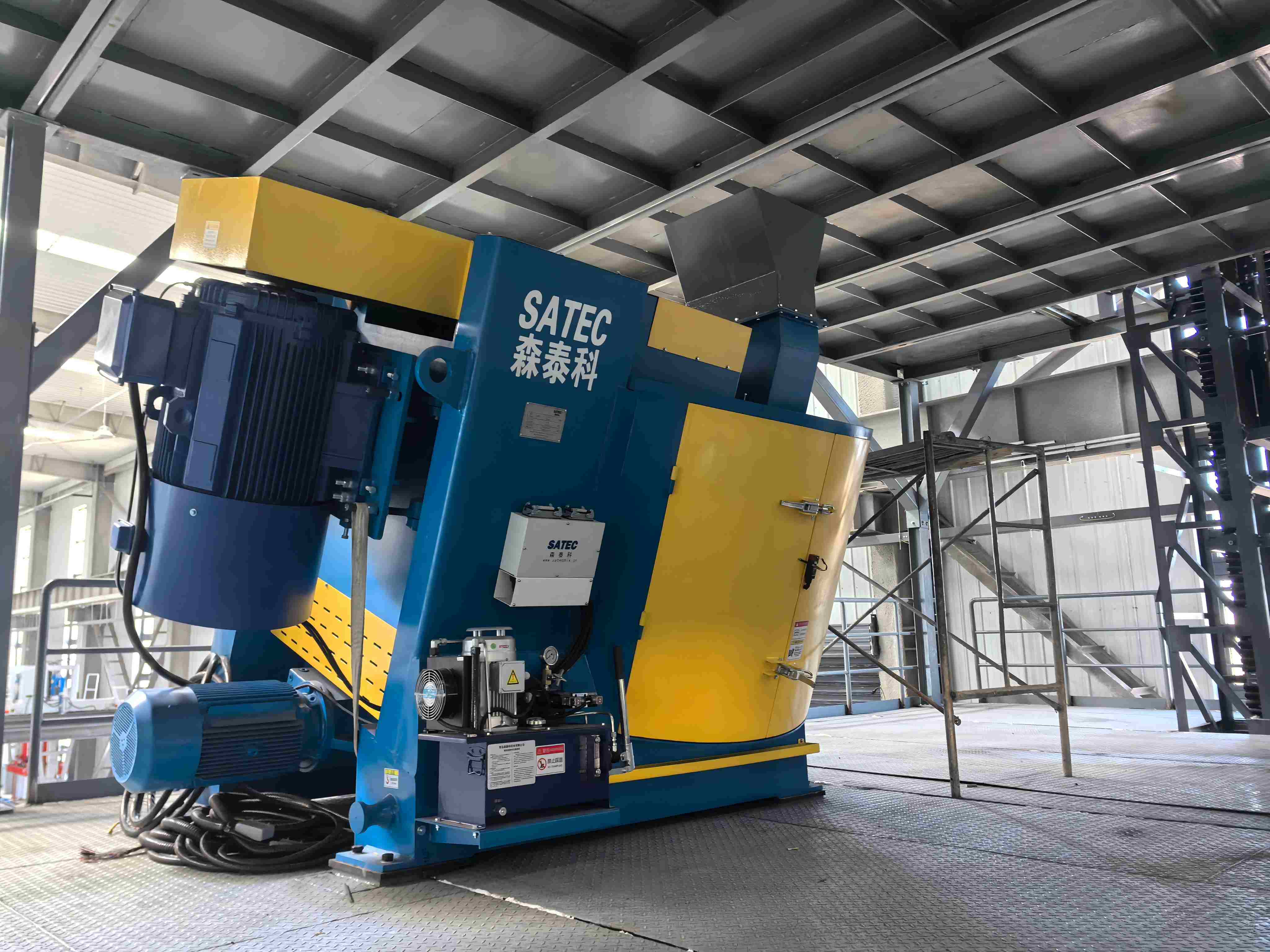 1754547781900655.jpg 强力混合机